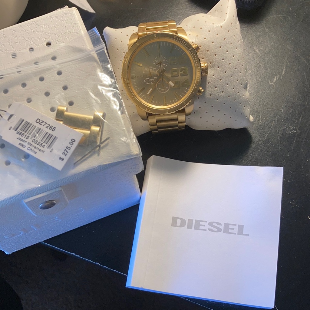Diesel Watch No Longer Have Box Or Cushion Price Includes Watch Only Diesel Watch No Longer Have Box Or Cushion Price Includes Watch Only